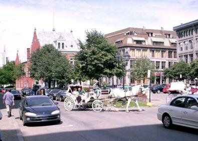 walking tour in montreal